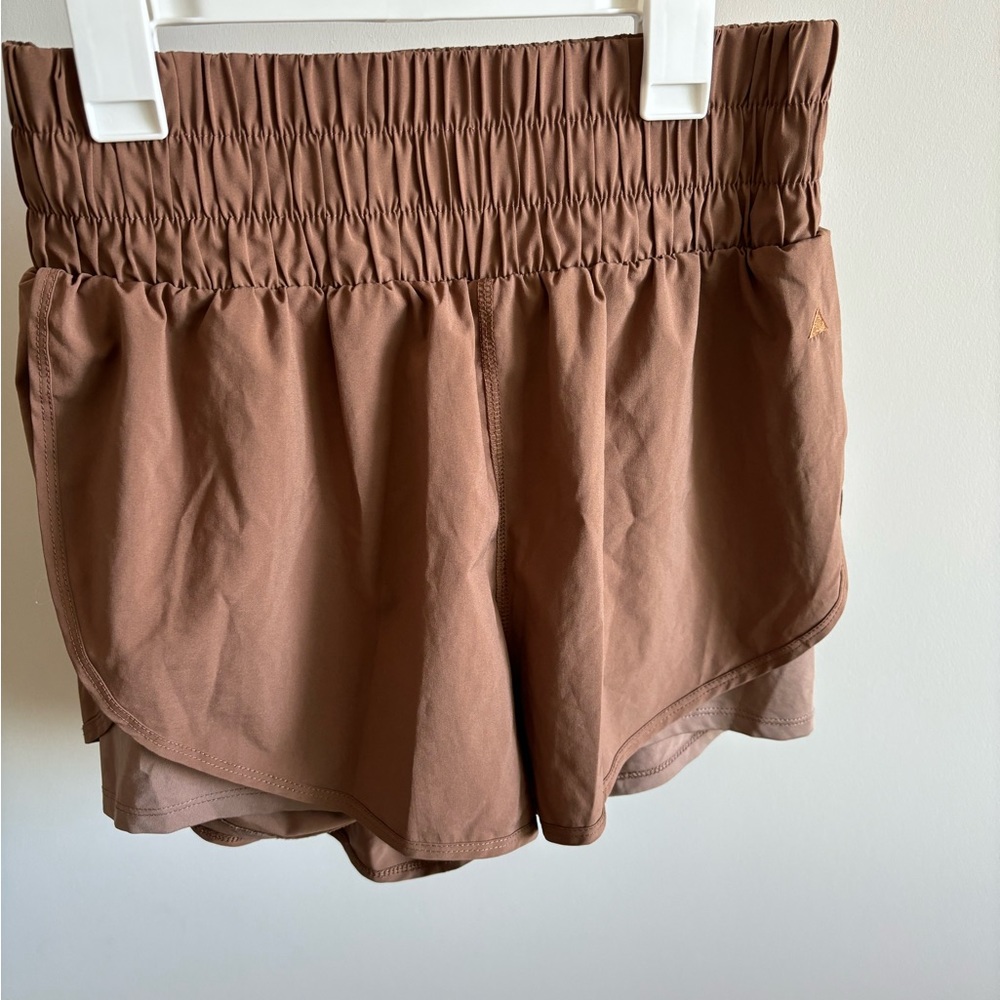 Balance athletica shorts size small